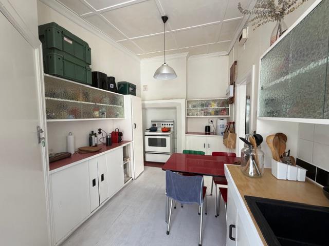 To Let 1 Bedroom Property for Rent in Sea Point Western Cape